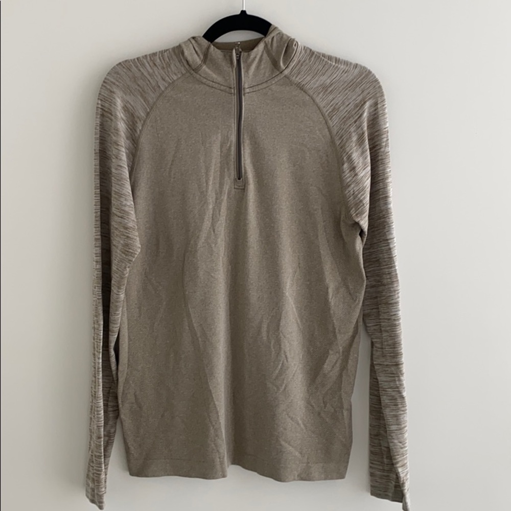 Lululemon Men’s Hooded Long Sleeve, M